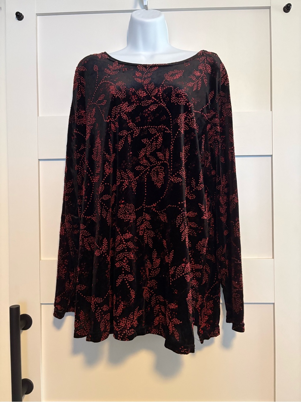 Fashion Bug Black Velvet Tunic with Red Sequins and Beaded Floral Print